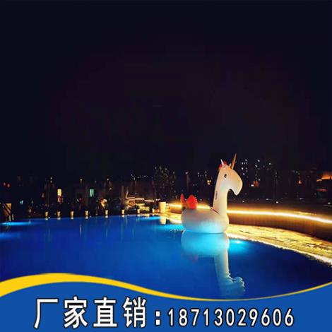 健身房游泳池